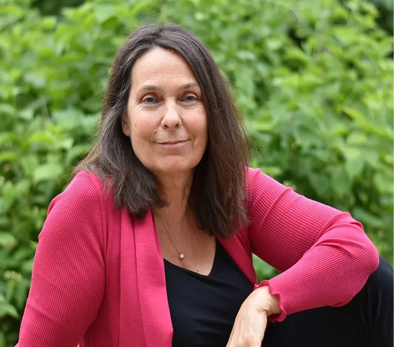 Portrait de Catherine Gunter, formatrice certifiée en Communication Non Violente (CNVC).