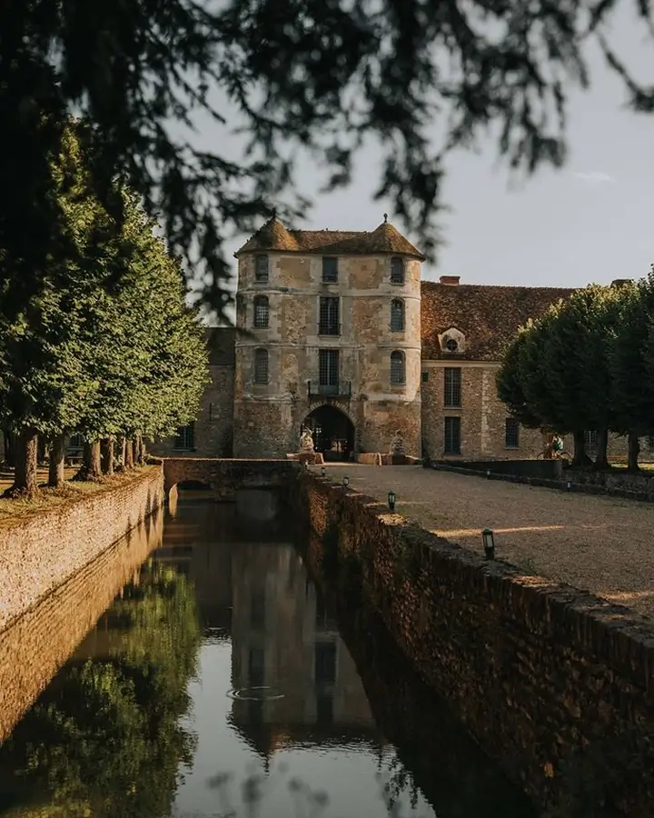 Douves du château de Villiers-le-Mahieu